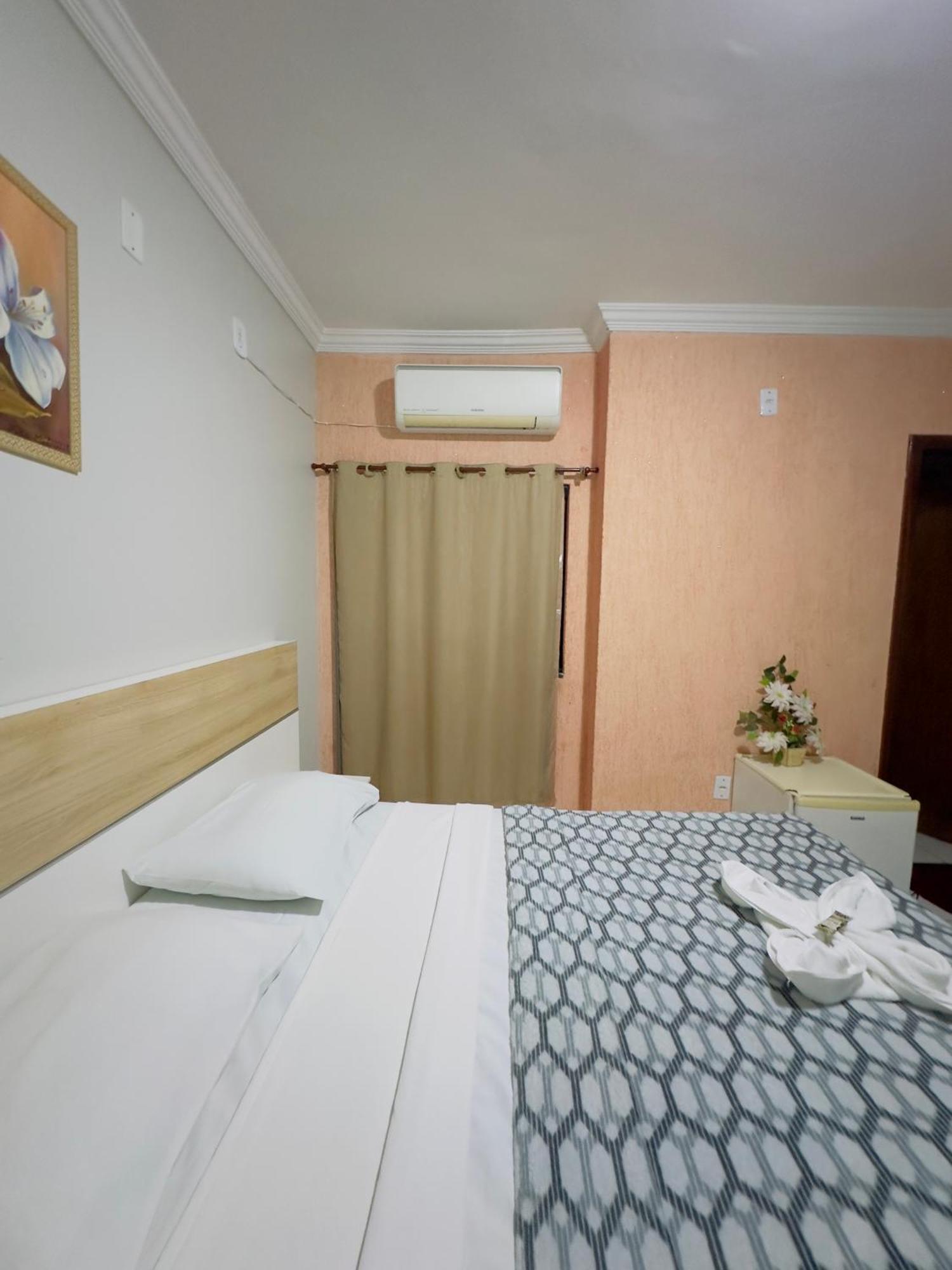 Hotel Brasília Park Novo Gama Exterior foto